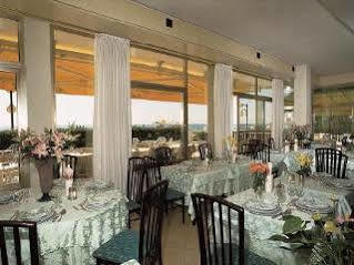 Niagara 4*